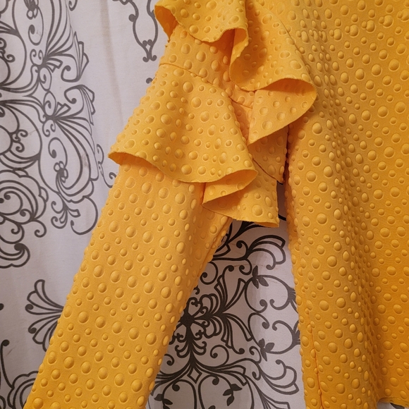 Textured top - Picture 2 of 4